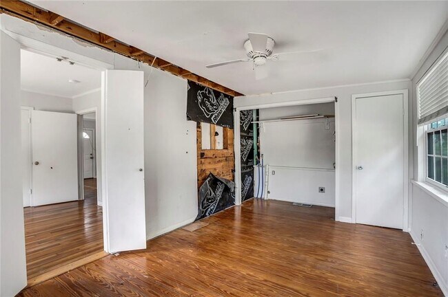 Building Photo - 2201 Cr 320