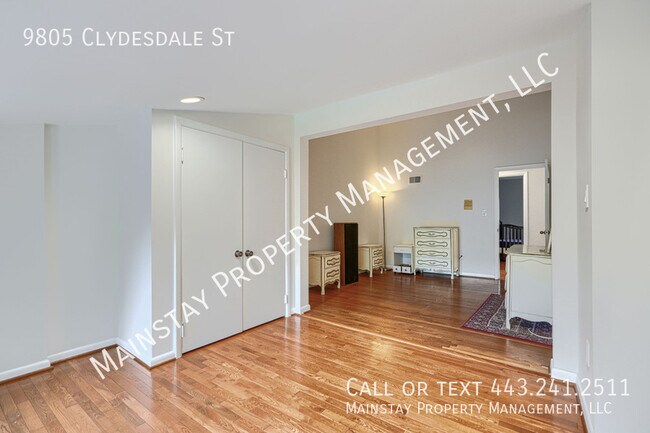 Building Photo - 9805 Clydesdale St
