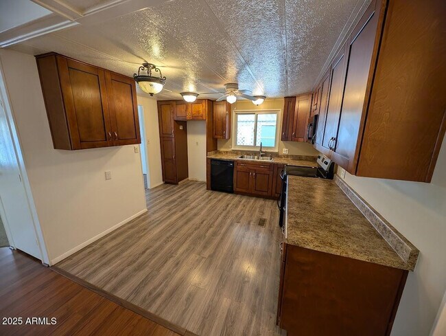 Building Photo - 18003 N 2nd St