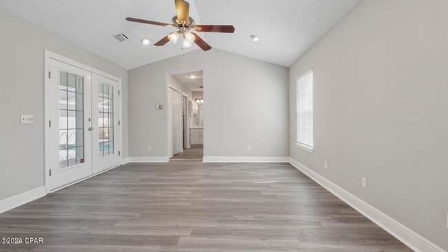 Building Photo - 104 Colony Harbour Rd