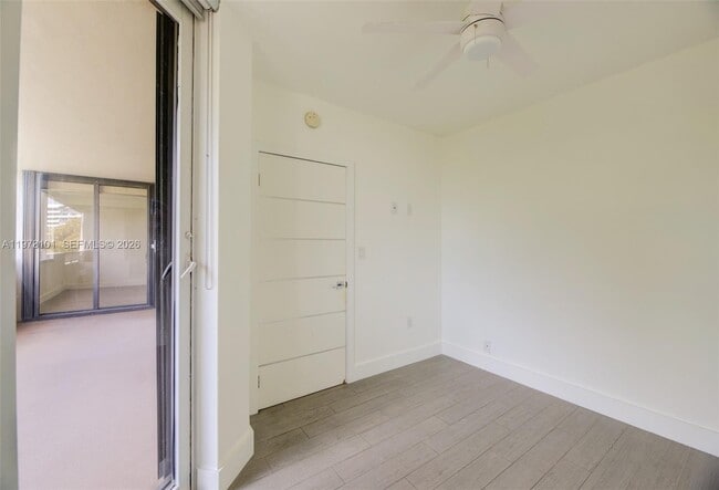 Building Photo - 161 Crandon Blvd