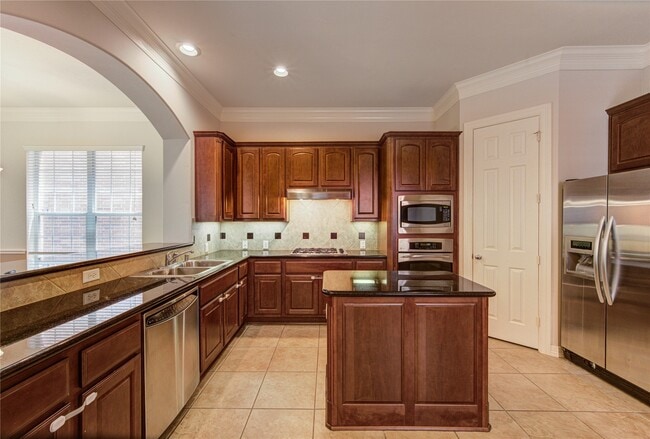 Building Photo - 13310 Olive Trail