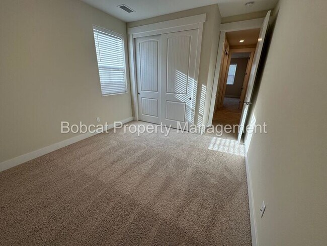 Building Photo - 1631 Delta Downs Dr