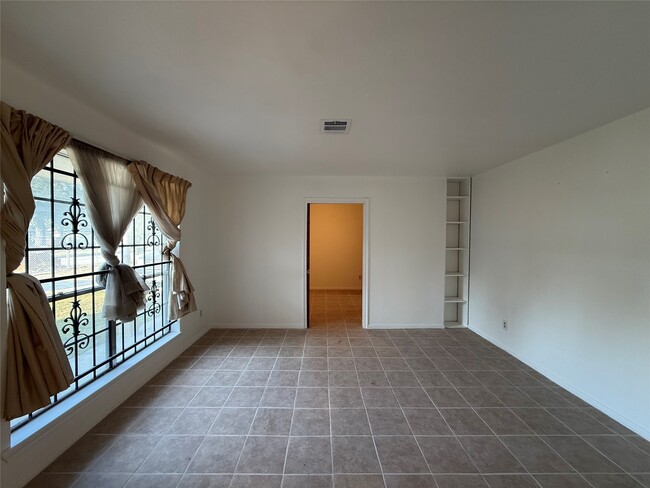 Building Photo - 7325 Ley Rd