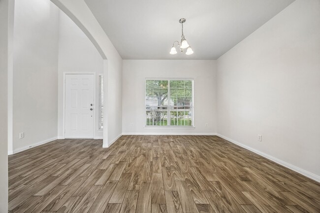 Building Photo - 25211 Hazel Ranch Dr