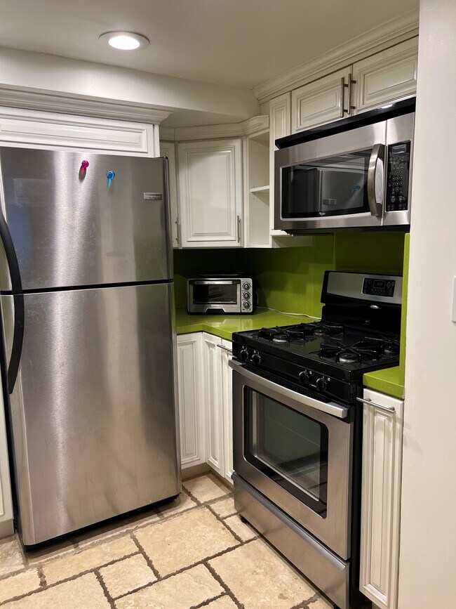 Kitchen - 2715 Aqua Verde Cir