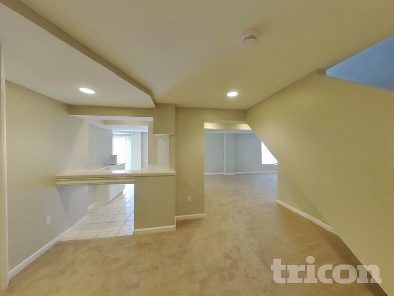 Building Photo - 2114 Meramec Ridge Ct