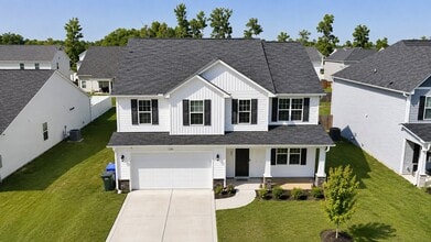 Building Photo - 2120 Lunsford Dr