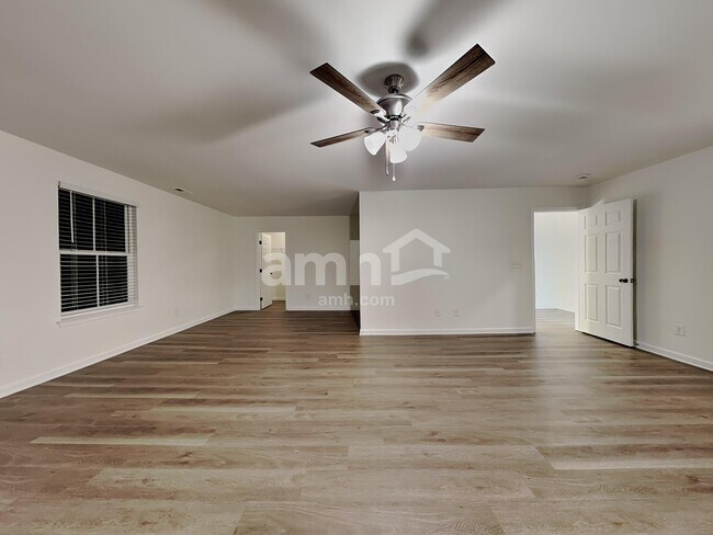 Building Photo - 3972 Harmattan Dr