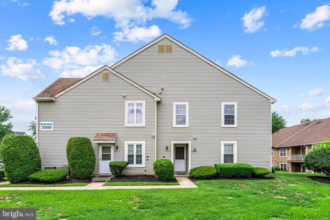 Building Photo - 3520B Neils Ct