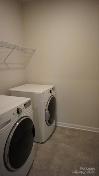 Building Photo - 137 Pampas Pl