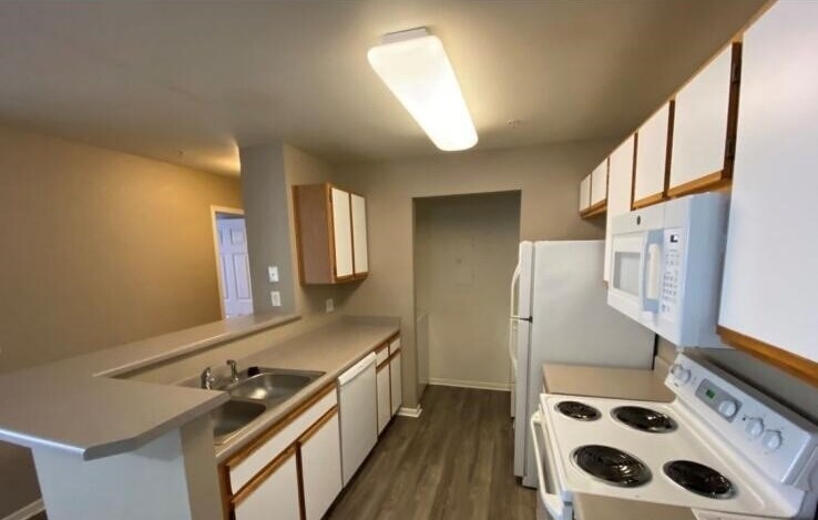 Building Photo - 2226 W Elizabeth St