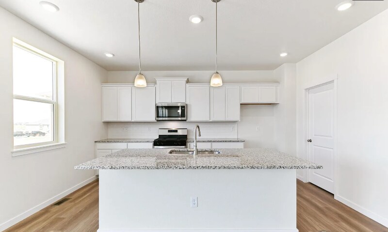 Building Photo - 9900 Biscay St