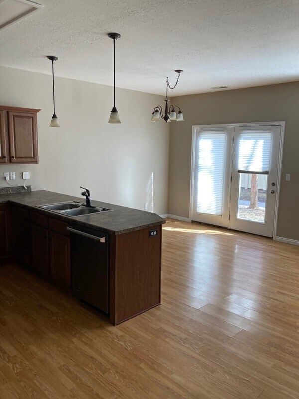 Building Photo - 1517 W 190 N