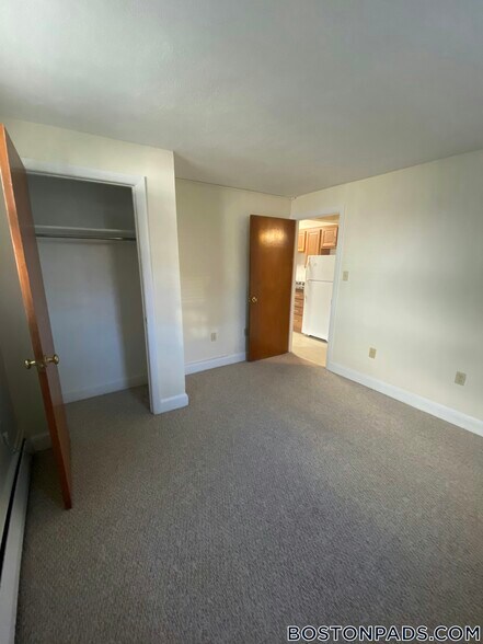 Building Photo - 12 Brattle Dr