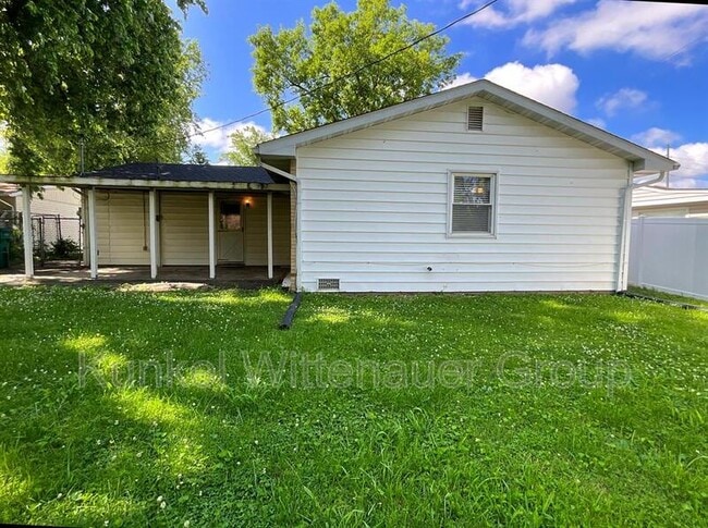 Building Photo - 516 Joy Dr