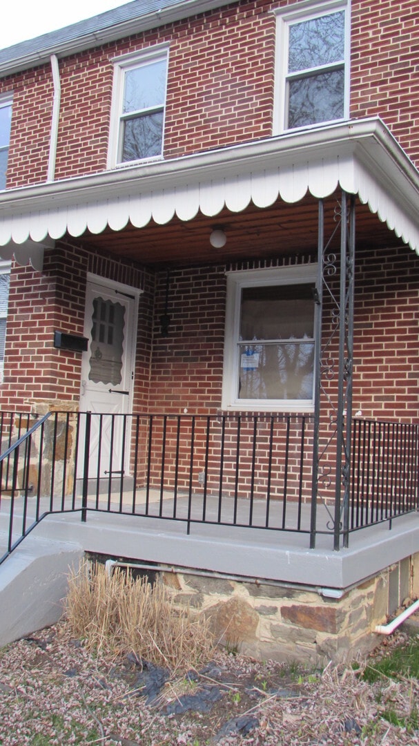 Building Photo - Beautiful Three Bedroom Home in Hamilton