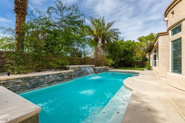 Building Photo - 1704 Cypress Manor Dr