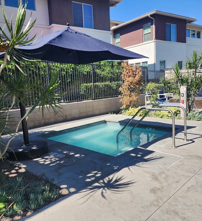 Community Hot Tub - 2006 Foxtrot Loop