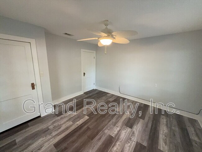 Building Photo - 3693 Scoggins St