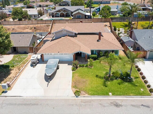 Building Photo - 4207 Rim Crest Dr
