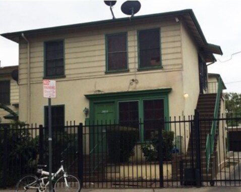 Building Photo - 1809 S St Andrews Pl