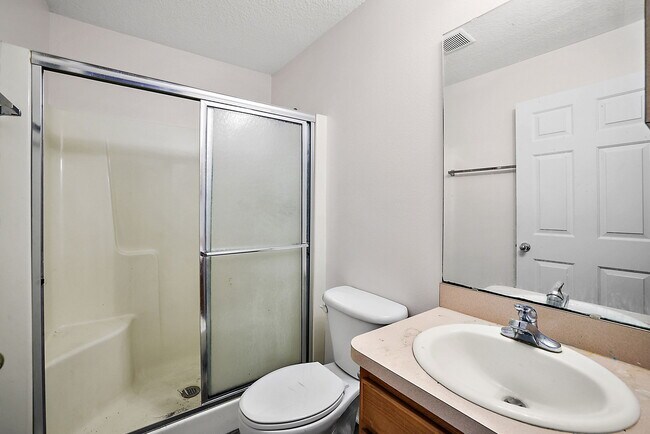 Building Photo - 517 Paulling Dr