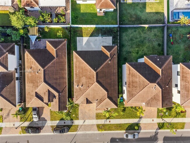 Building Photo - 22664 SW 130th Ave