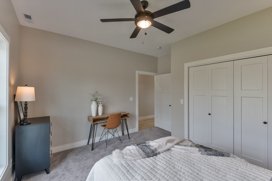 Building Photo - 625 Layne Dr