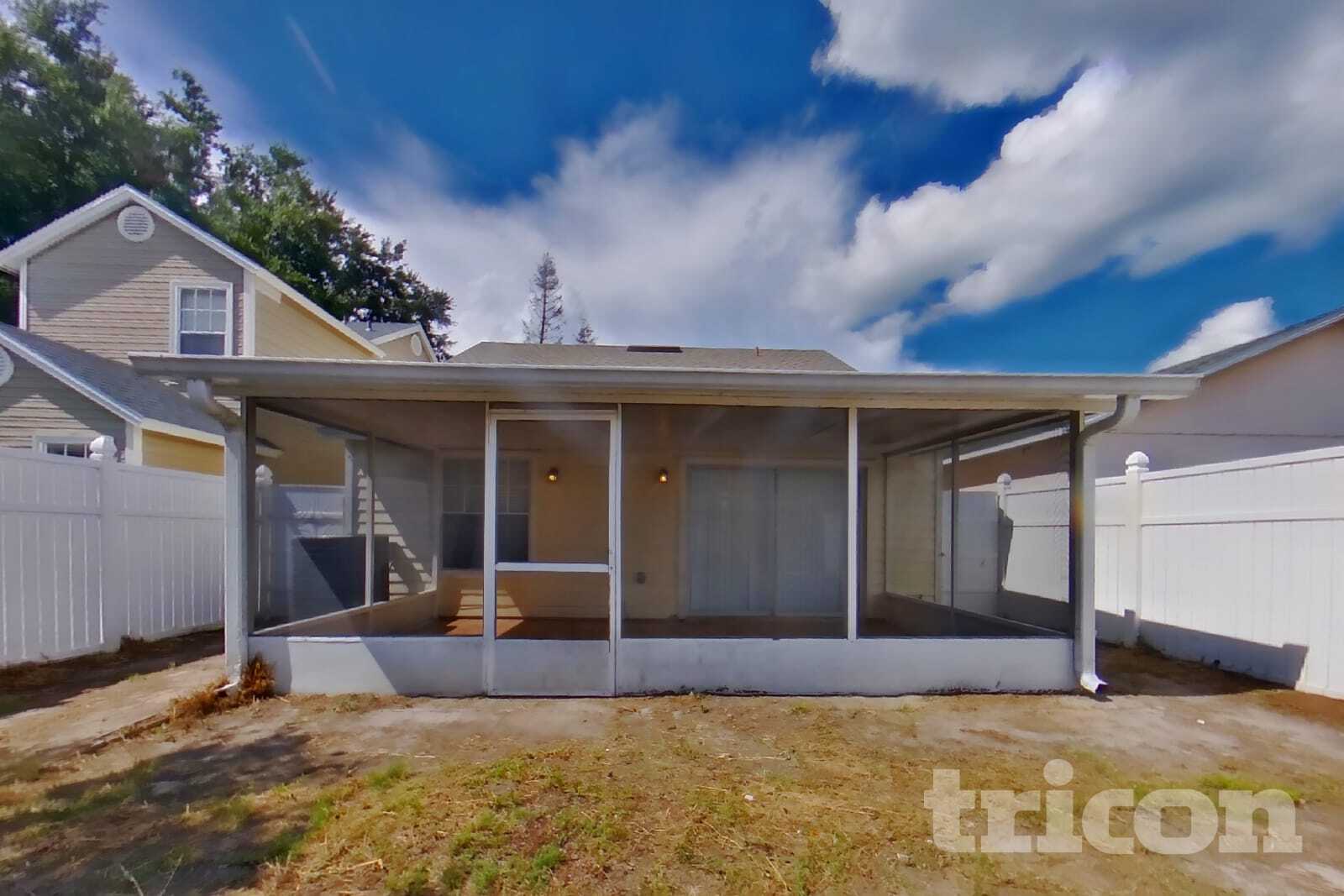 Building Photo - 1623 Chatham Cir