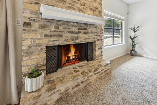 Building Photo - 3609 Peregrine Falcon Dr