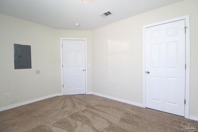Building Photo - 2013 Marquesas Ln