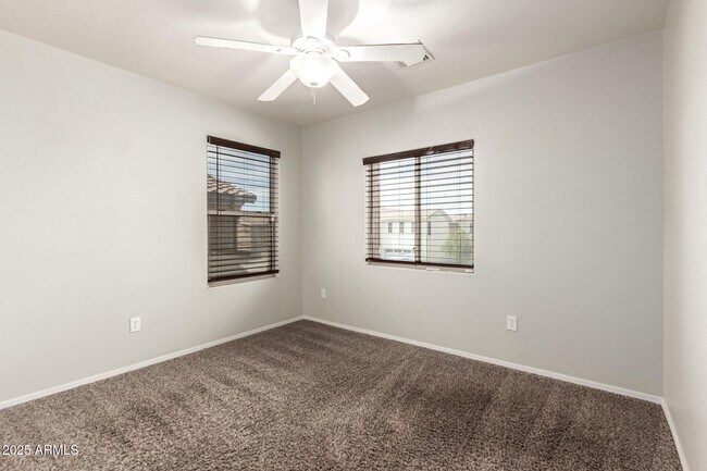 Building Photo - 21127 E Avenida Del Valle