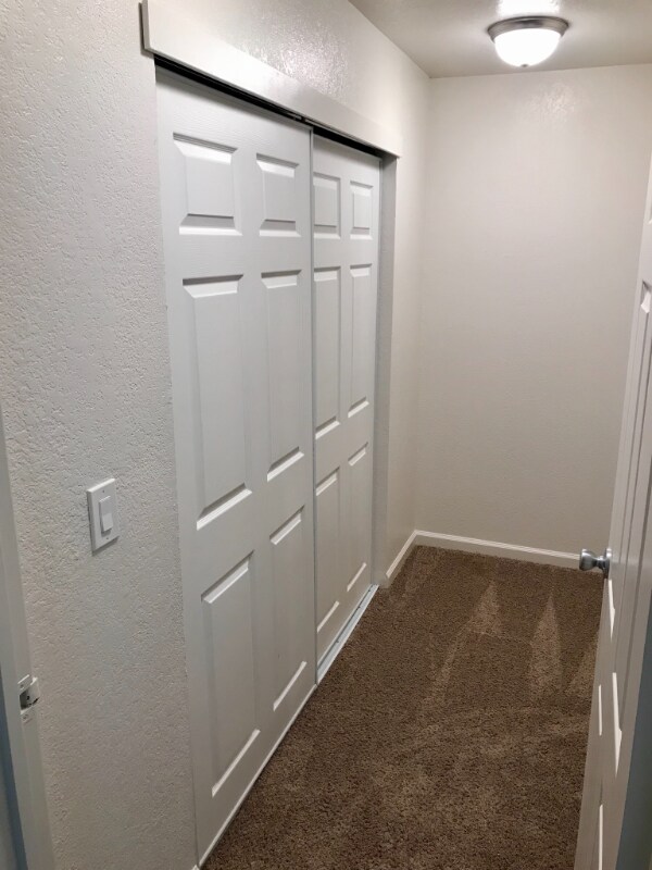 Building Photo - 9243 Elk Grove Florin Rd