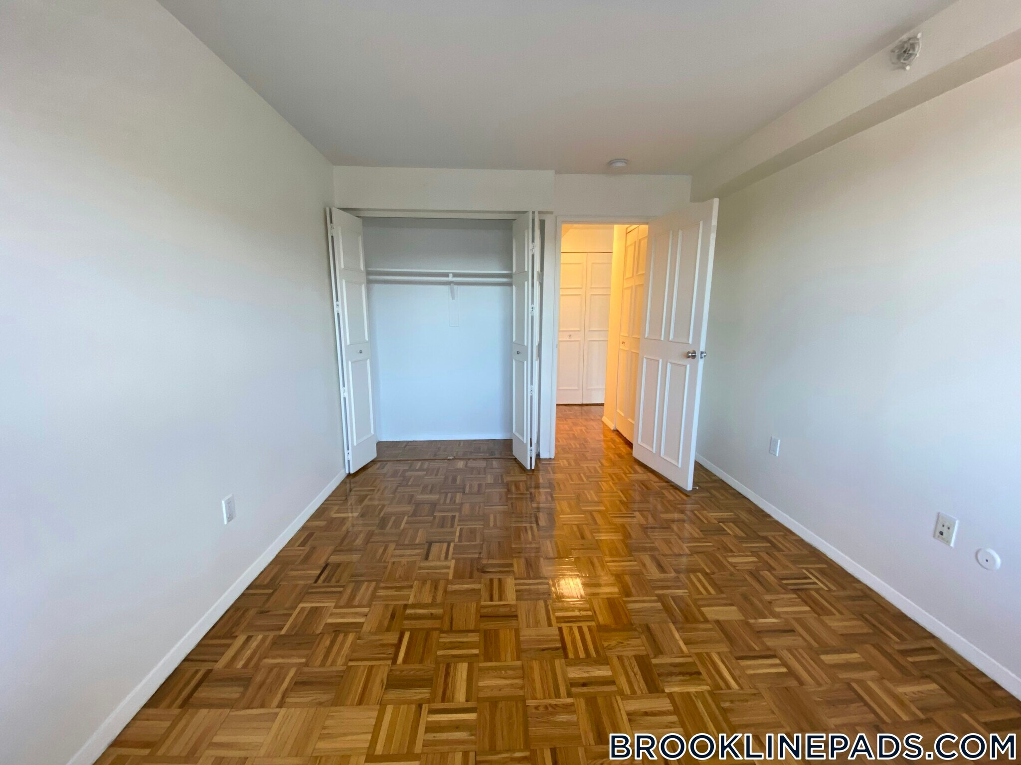 Building Photo - 185 Freeman St