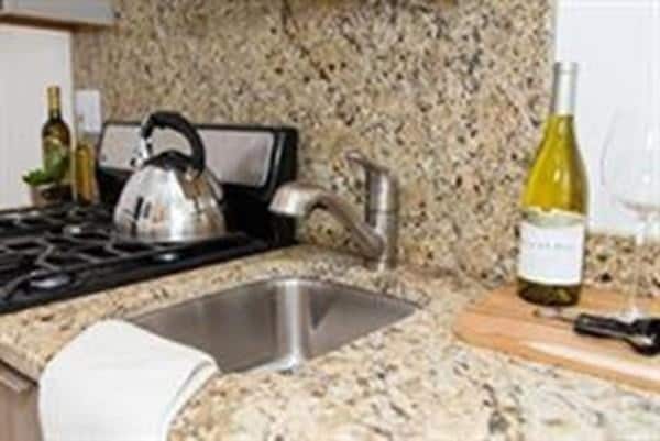 Building Photo - 21 5th St