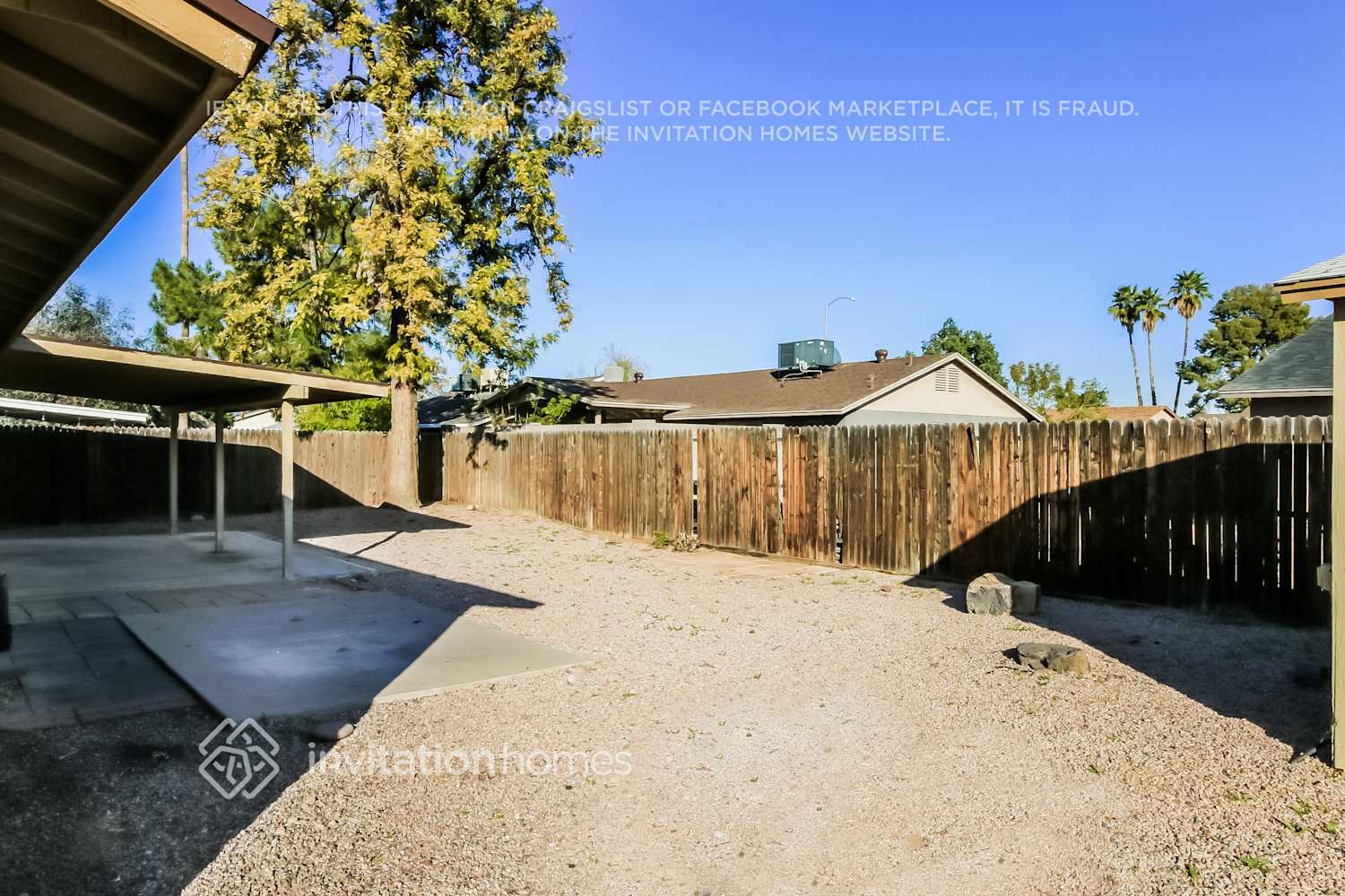 Building Photo - 2320 E Holmes Ave