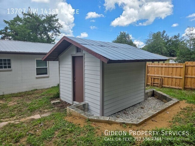 Building Photo - 13707 NW 141 Pl