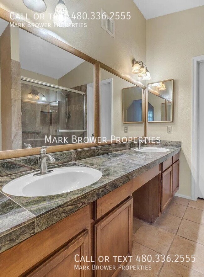 Building Photo - 4169 W Gary Dr
