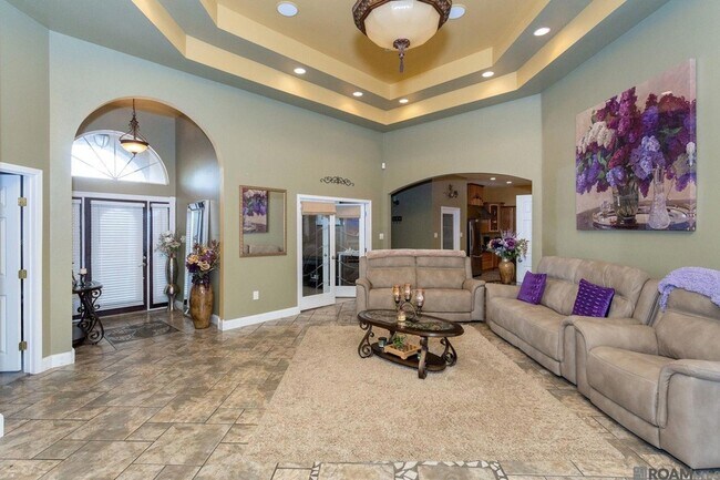 Building Photo - 4710 Little Hope Dr