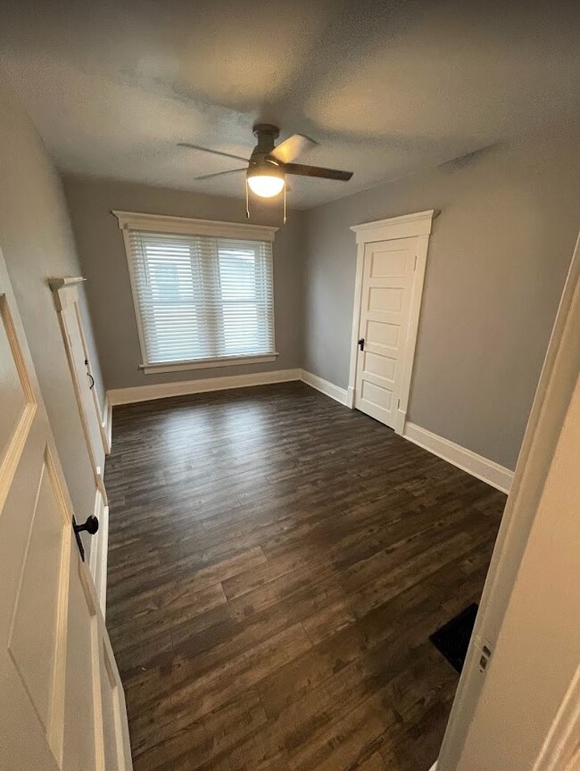 Bedroom 2 - 1728 W 3rd Ave