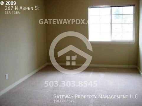 Building Photo - 267 N Aspen St