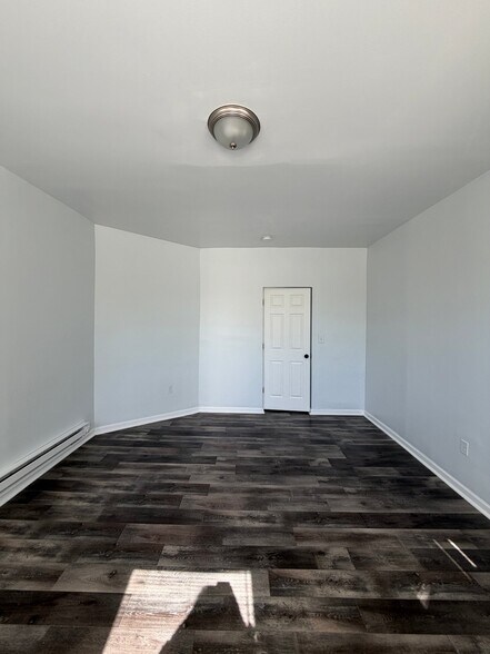 Building Photo - 59 N 15th St
