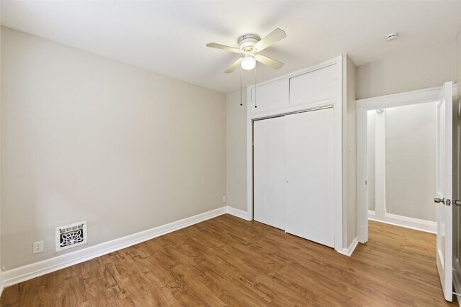 Building Photo - 4162 Shenandoah Ave