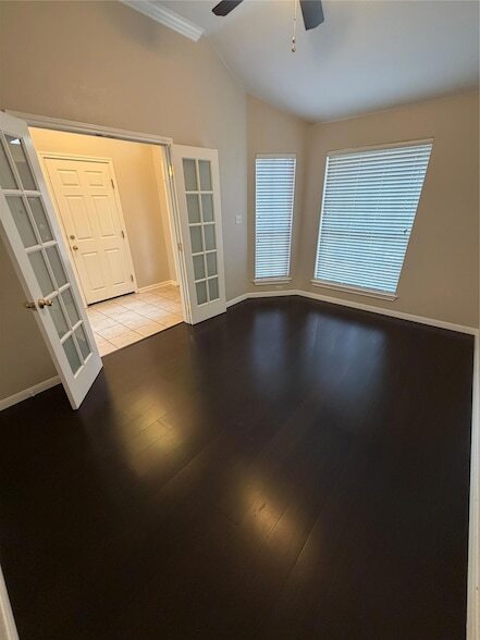 Building Photo - 8413 Sea Ash Cir