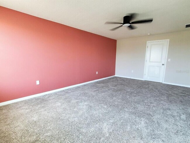 Building Photo - 1014 Golden Shiner Ave