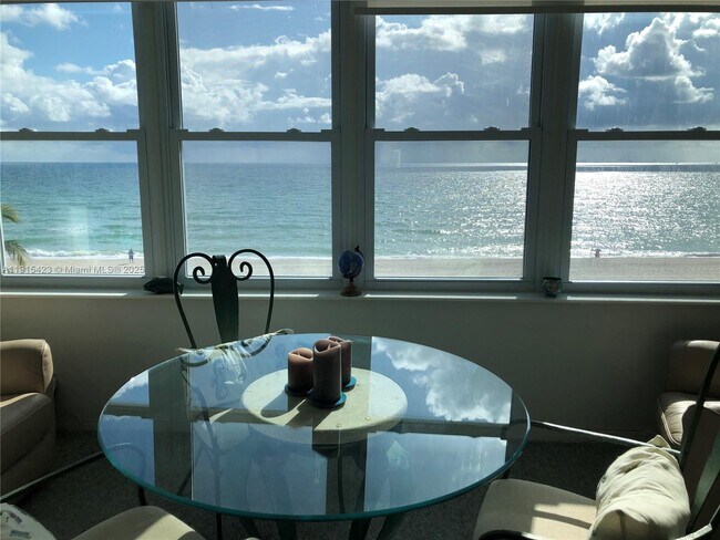 Building Photo - 1801 S Surf Rd