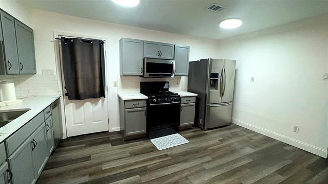 Building Photo - 1115 Casa Dr