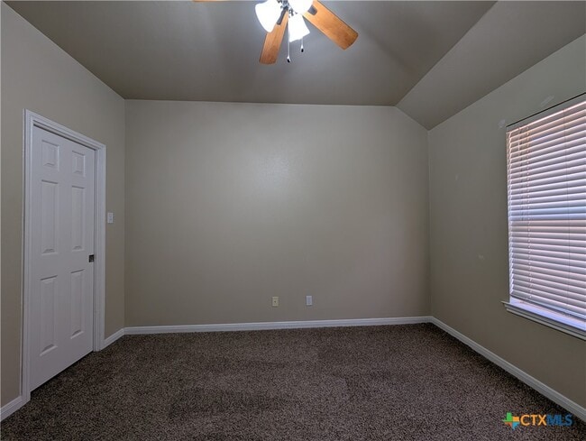 Building Photo - 1662 Lantana Cir