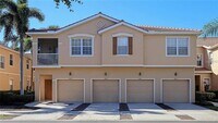 Building Photo - 3827 Parkridge Cir